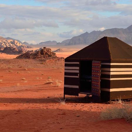 Wadi Rum Backpacker Camp מראה חיצוני תמונה