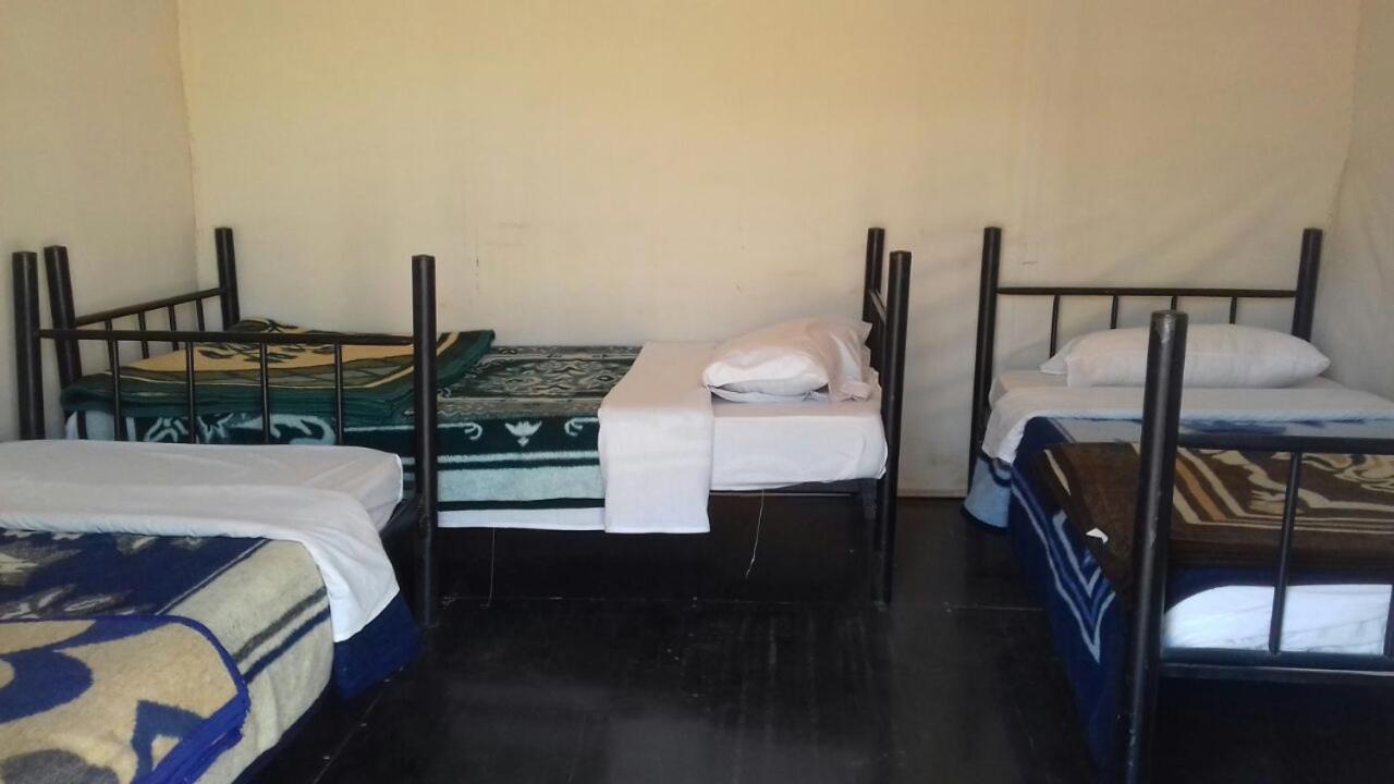 Wadi Rum Backpacker Camp מראה חיצוני תמונה