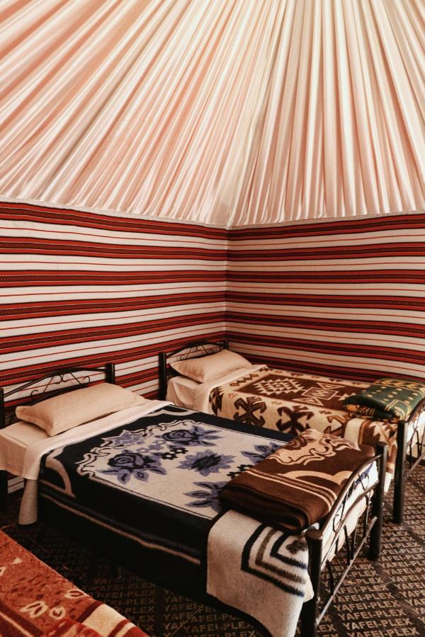 Wadi Rum Backpacker Camp מראה חיצוני תמונה